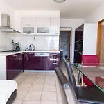 Goran Апартаменты *